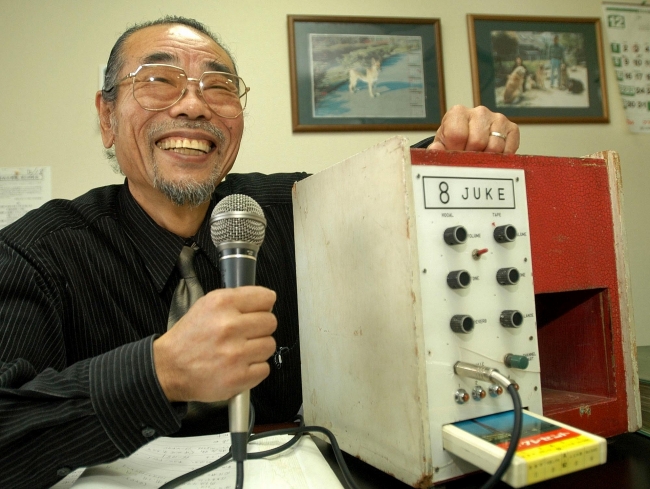 who is daisuke inoue inventor of the first karaoke machine