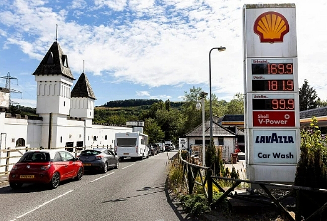 Top 20 Cheapest Petrol Stations in the UK Right Now
