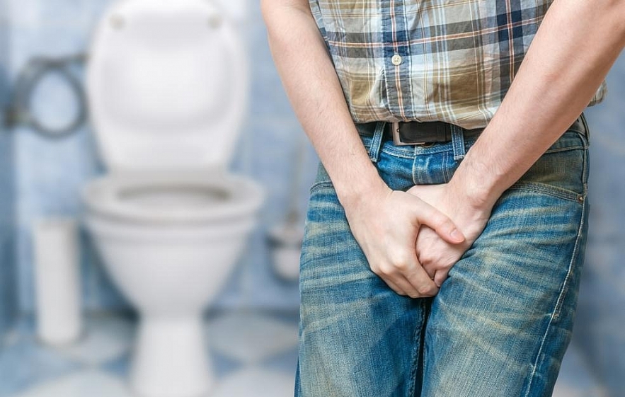 Cloudy Urine: Causes, Symptons and Health Conditions