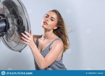 Top 20+ Simple Tips to Cool A Room Without Air Conditioning