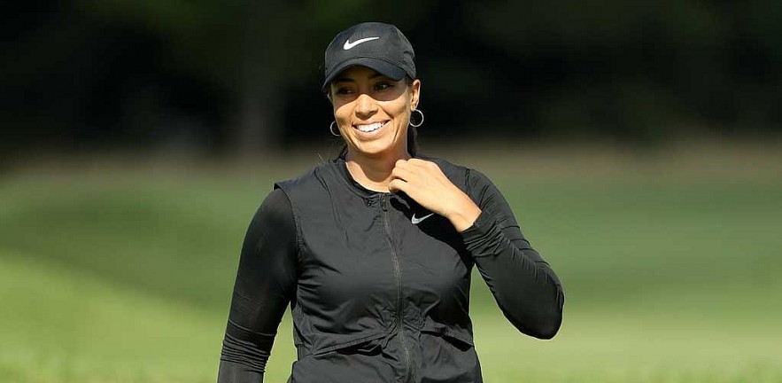 Top 10 Most Beautiful Female Golfers In The World