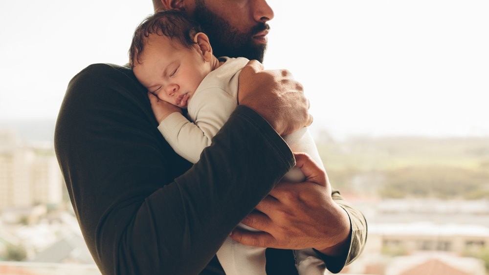 Top 4 Male Zodiac Signs Who Are The Perfect Dads, According to Astrology