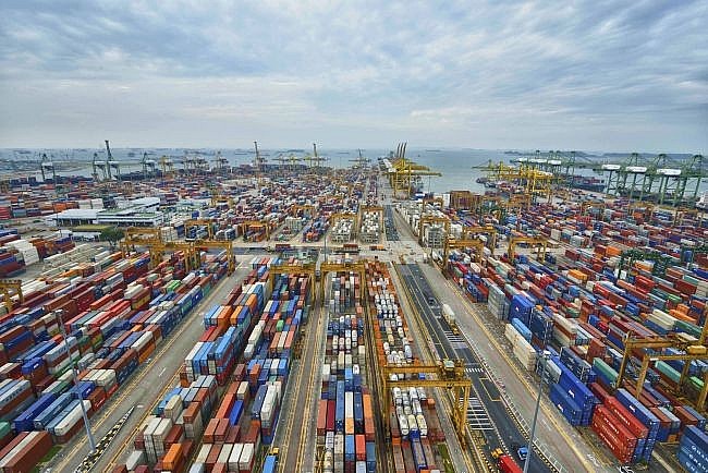 Top 10 Biggest Seaports in the World Based on Cargo Volume 2023/2024