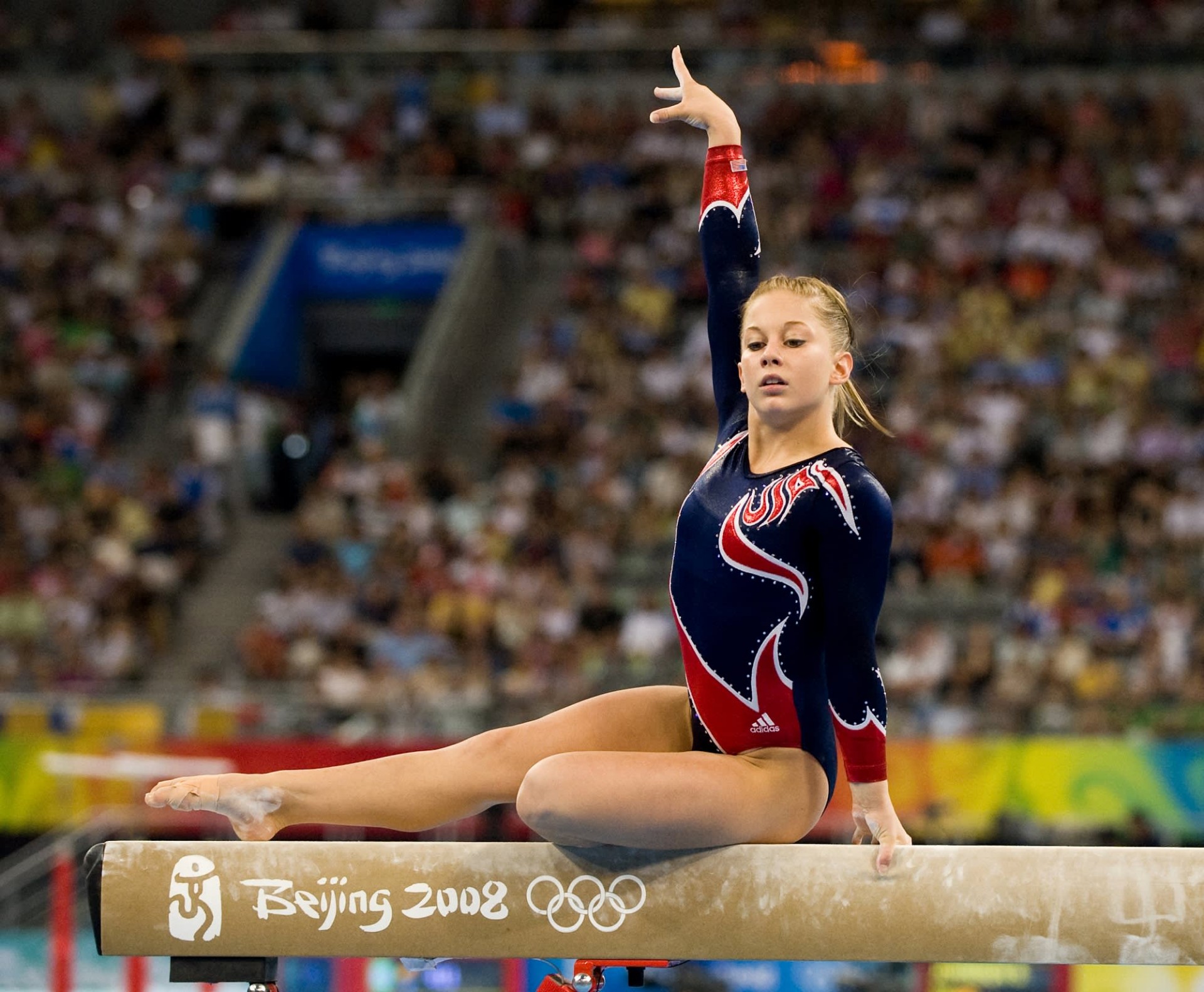 Top 10 Hottest and Beautiful Female Gymnasts In The World
