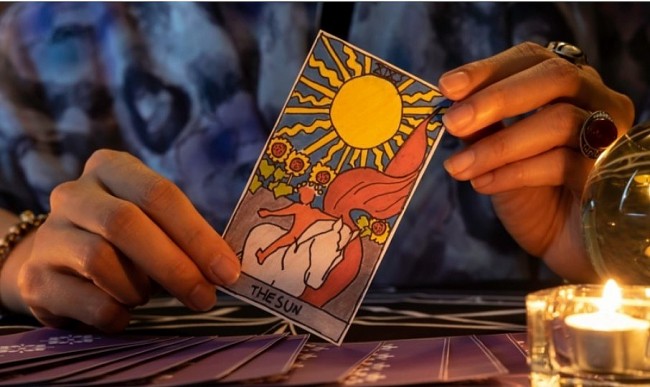 Weekly Tarot Reading: March 20 -26, 2023 of 12 Zodiac Signs