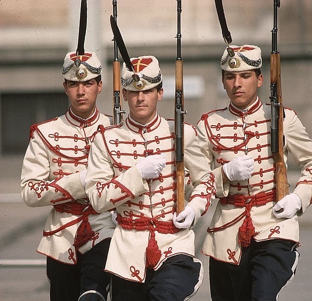 Top 10 Weirdest Military Uniforms In The World