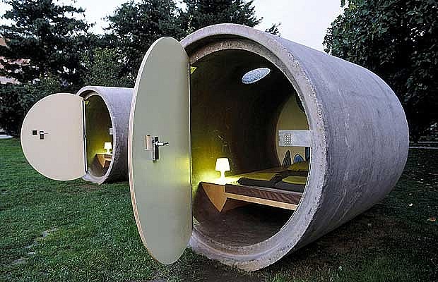 Top 12 Weirdest Hotels Around The World for Amazing Experience