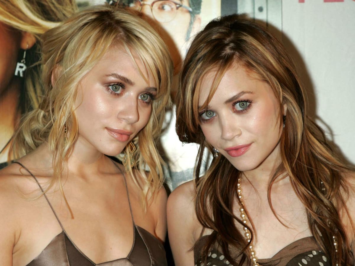 Top 15 Most Famous and Hottest Celebrity Twins in the World
