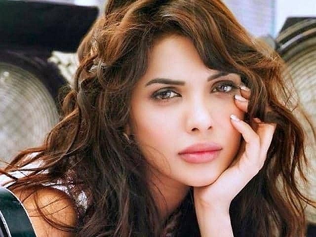 Top 10 Most Beautiful Pakistani Women (Updated 2023)