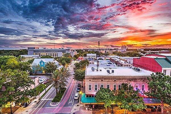 Top 15 Best and Most Beautiful College Towns in the US