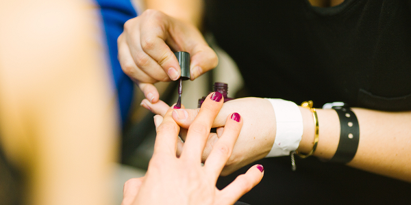 Top 15+ Best Nail Technician Courses in the US 2023/2024