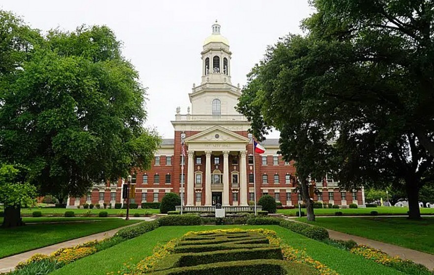 Top 10 Universities in the U.S With No Free Application