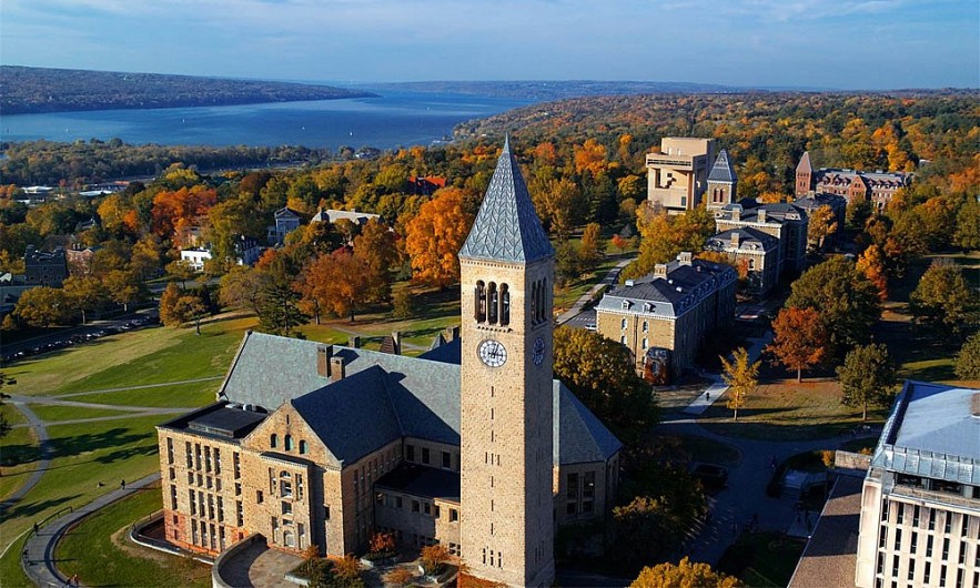 Cornell University has an extremely convenient geographical position for travel, economic development, helping students have many favorable conditions to study, practice and can get a job right after graduation.