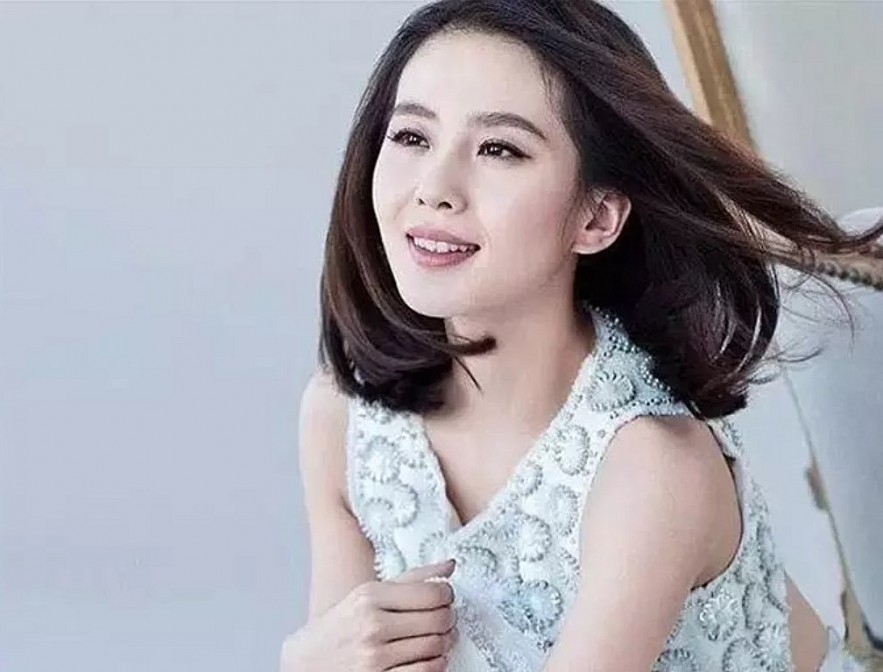 Top 20 Most Beautiful Chinese Women 2023/2024