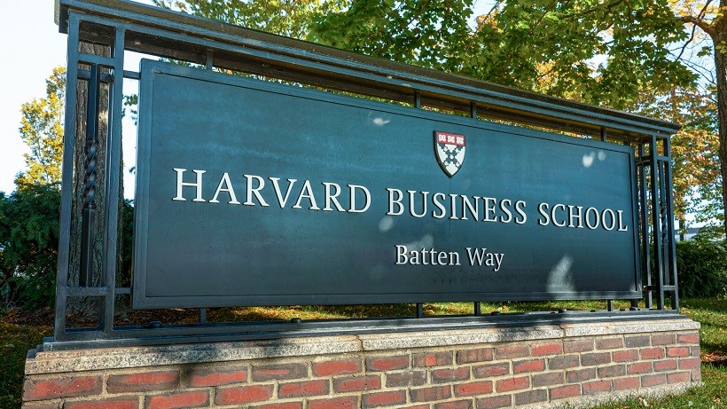 Top 10+ Most Prestigious Schools For Business Administration In The US ...