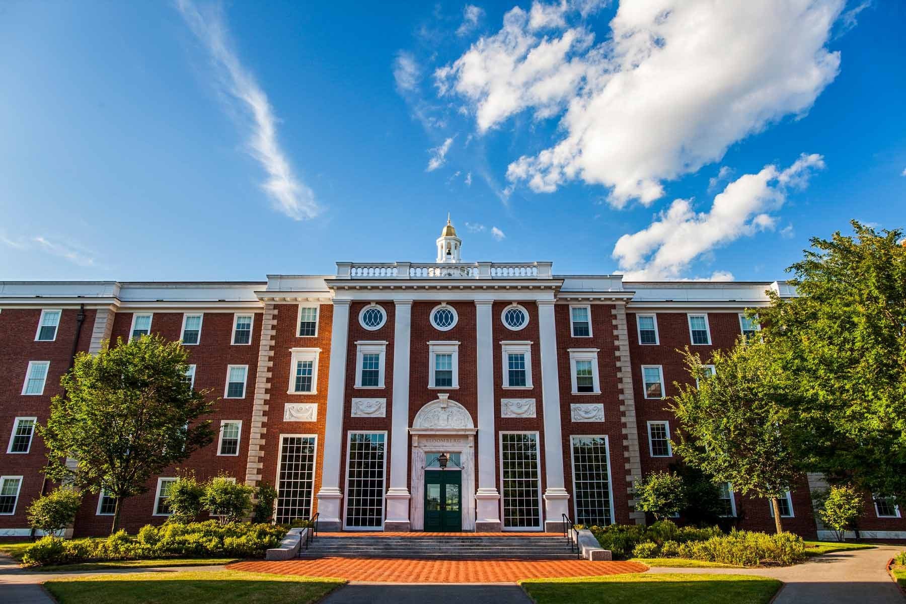 Top 10+ Most Prestigious Schools for History in The US Today