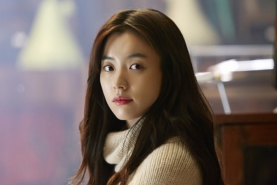 Top 10 Hottest Actresses in Korean Drama 2024