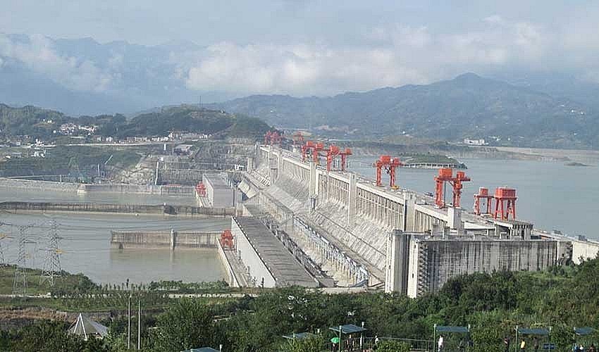 Biggest Hydroelectric Power Plants on Each Continent for Discovery
