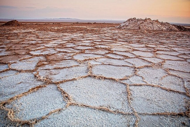 Top 10+ Largest & Majestic Salt Flats in the World