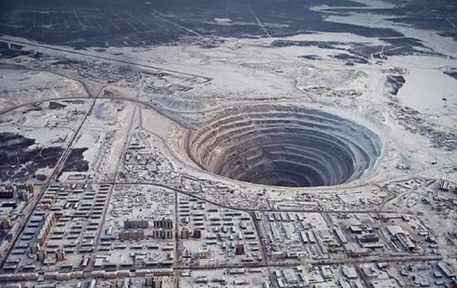 Top 10 Deepest Holes on the Planet by Natural Causes & Man-Made