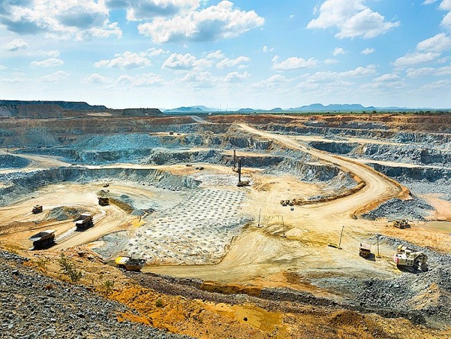 Top 10 Biggest Platinum Mines of the World by Production