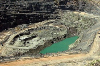 Top 10+ Largest Diamond Mines in the World by Production & Reserve Amount