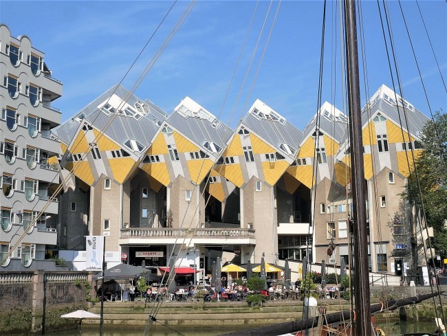 Top 10 Weirdest Buildings In Europe with the Bizarre Shapes