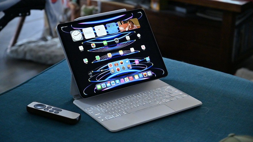 OLED iPad Pro