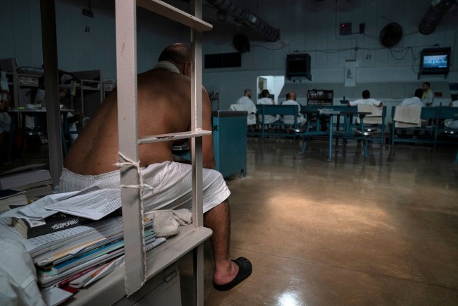 how many prisonsprisoners are there in texas the most dangerous prisons