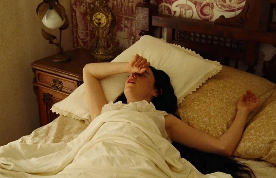 Emma Stone in 'Poor Things': Craziest Hot Scenes in Cinema History