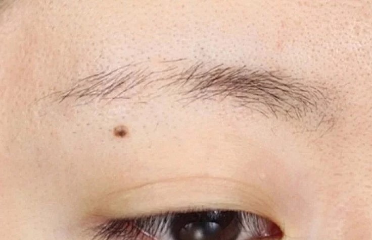 Top 10 Eyebrow Styles Reveal Women's Personality and Destiny, According to Physiognomy