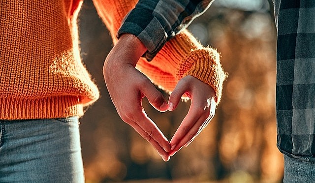 5 zodiac couples that are born for each other