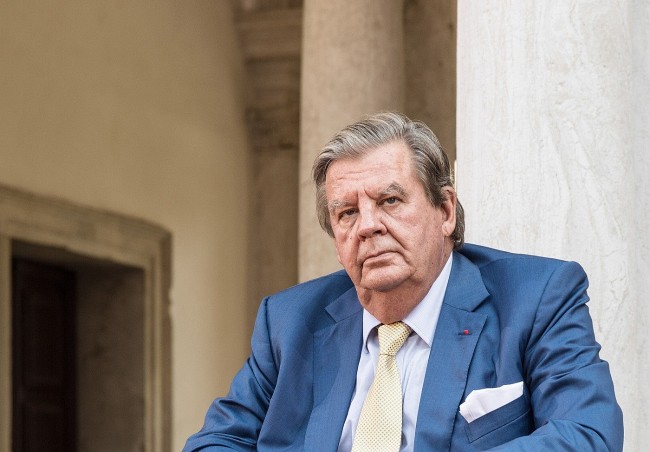 who is johann rupert family richest person in south africa biography personal life and net worth