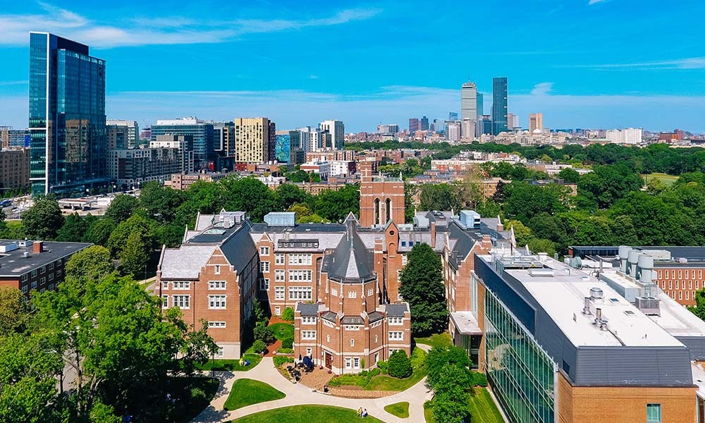 Top 10 Colleges With Best Locations In The US Today