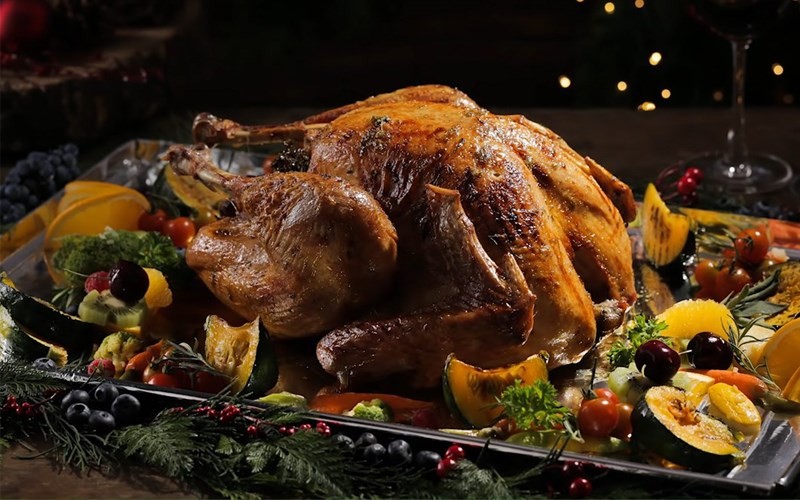 Top 5 Thanksgiving Dishes You Can’t Celebrate Without – A Feast for the Ages!