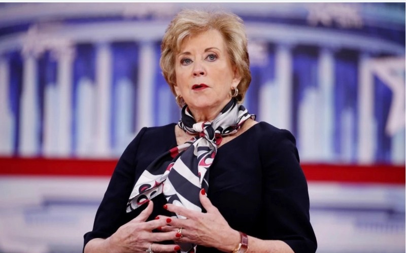 Linda McMahon is a businesswoman, politician, and philanthropist best known for her work as the former CEO of WWE (World Wrestling Entertainment). 