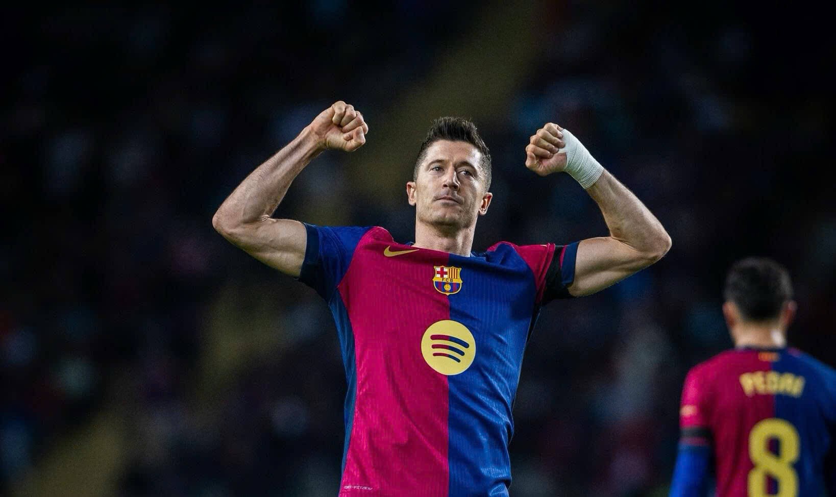 The Catalans’ Poland striker, Robert Lewandowski, missed international duty with a back injury but should be fit and available for this one against Celta. 