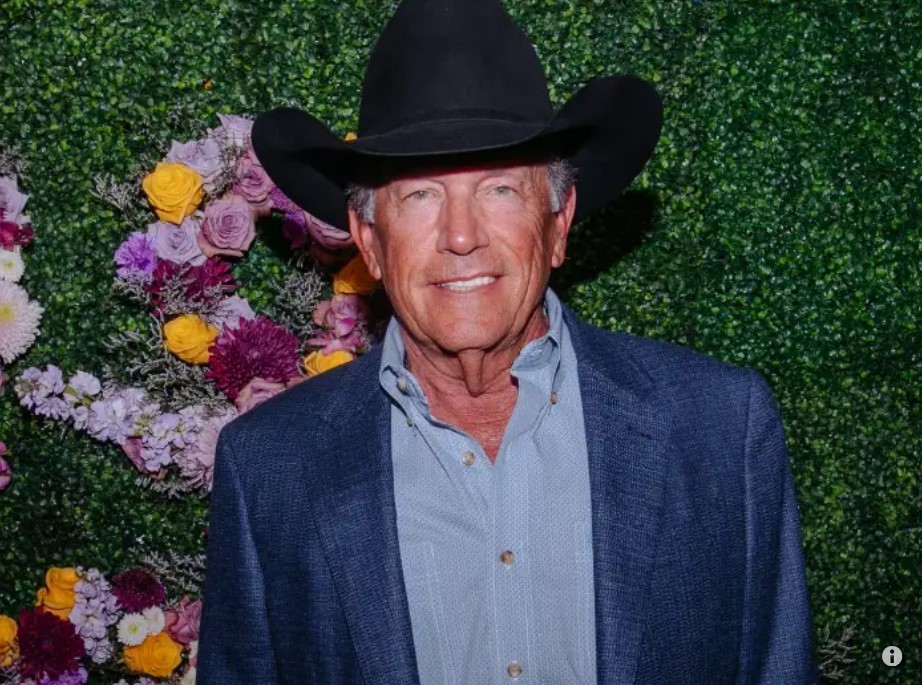 Who is George Strait, The King of Country Music: Family, Love Story, Honors, and Net Worth