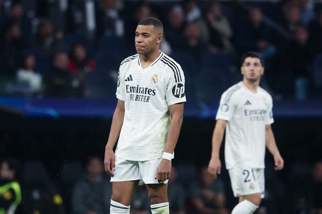 Kylian Mbappé: With 7 goals and several decisive contributions, he is Madrid's main attacking threat.