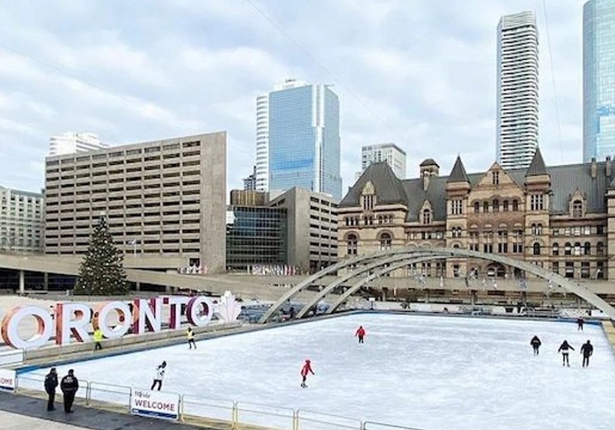 What's Open and Closed in Toronto on New Year's Day