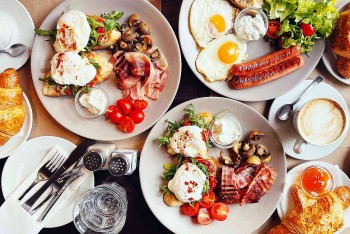 Top 10 Memorable Brunch Spots to Start New Year 2025 in the U.S.