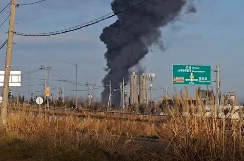 Plane carrying 175 passengers crashes at airport in South Korea's Muan