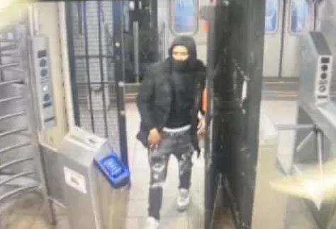 Shocking Shove Subway Attack in Manhattan: Suspect and Victim Identified