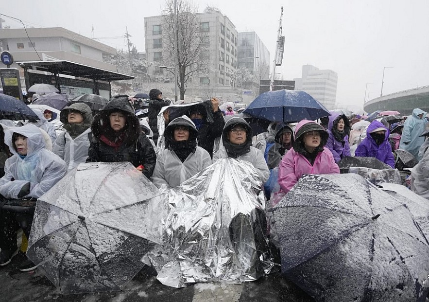 Rally For or Against the Detention of Yoon Suk Yeol: Tension, and Traffic Chaos in Seoul