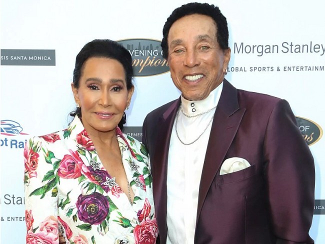 who is frances robinson wife of smokey robinson sued for 50m assault