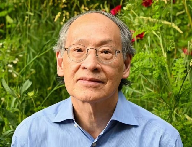 Who Is Arthur Sze? Meet America’s New Poet Laureate and His Vision for Translation