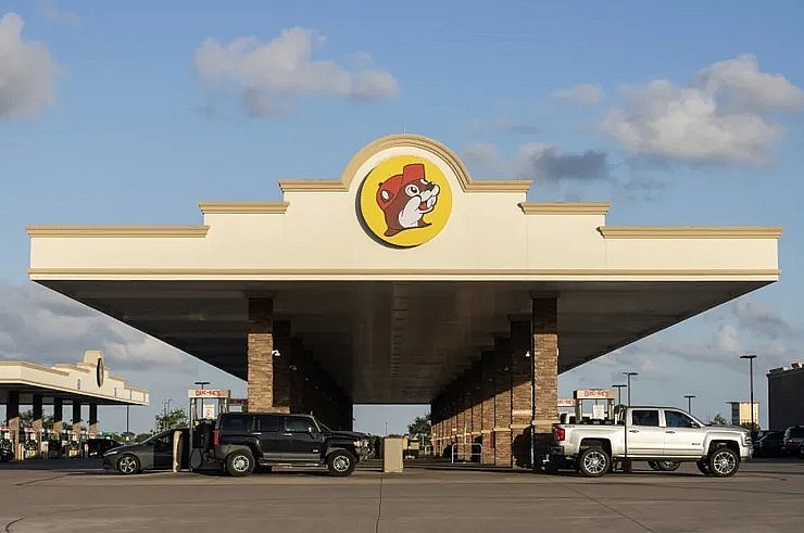Buc-ee's Returns To Its Roots With 2 New Texas Locations Buc-ee's Returns To Its Roots With 2 New Texas Locations