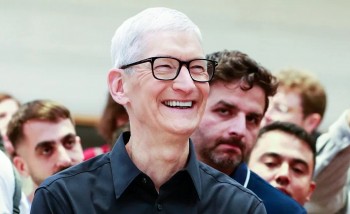 Who Will Replace Tim Cook as Apple CEO? The Top Contenders
