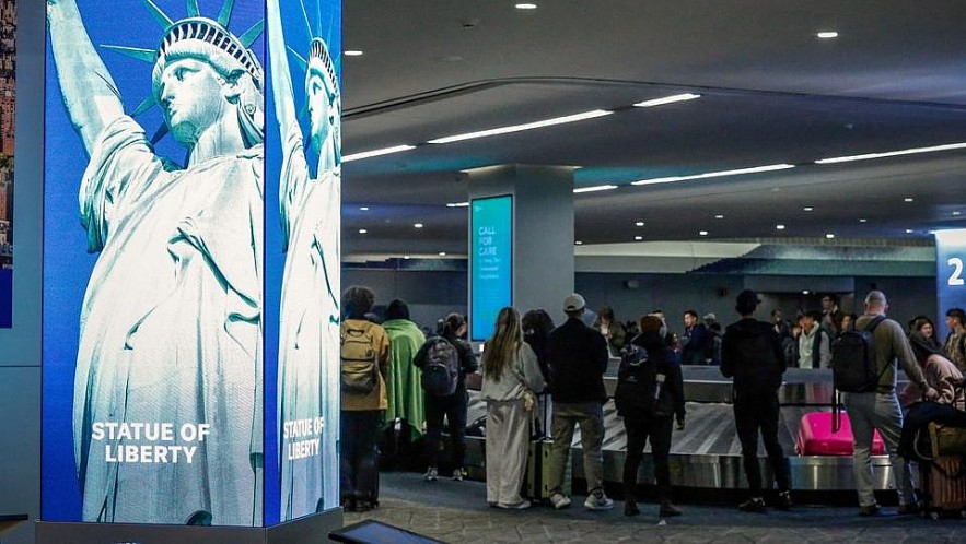 Why New York’s Airports Are Hit Hardest by Winter Storms as 1,800 Flights Are Cancelled Why New York’s Airports Are Hit Hardest by Winter Storms as 1,800 Flights Are Cancelled