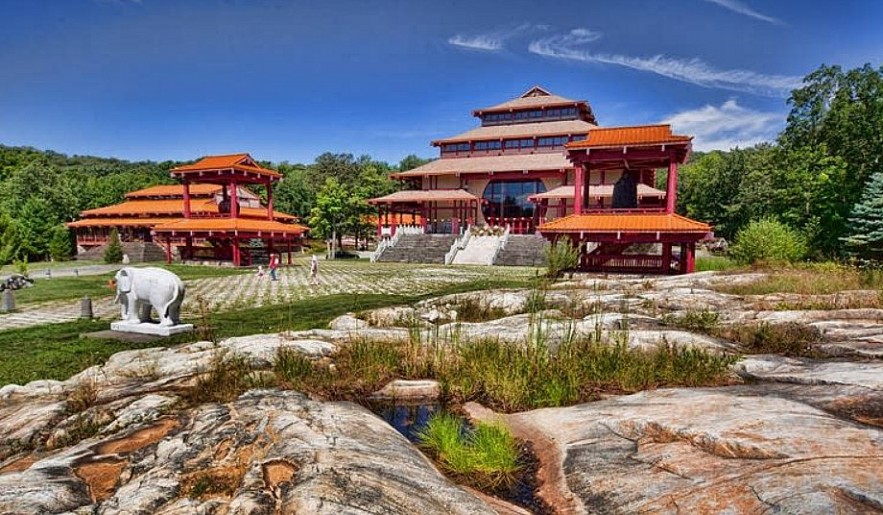 Top 10 Largest Chinese Buddhist Temples in the United States